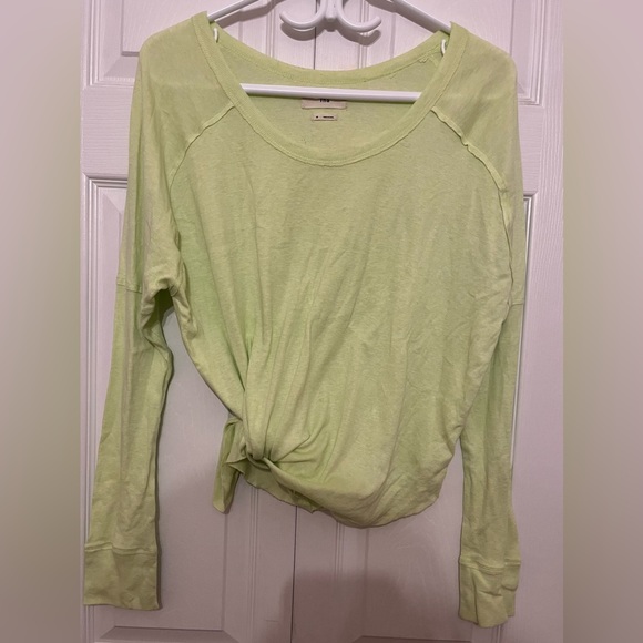 TNA top!! Size M - Picture 2 of 3